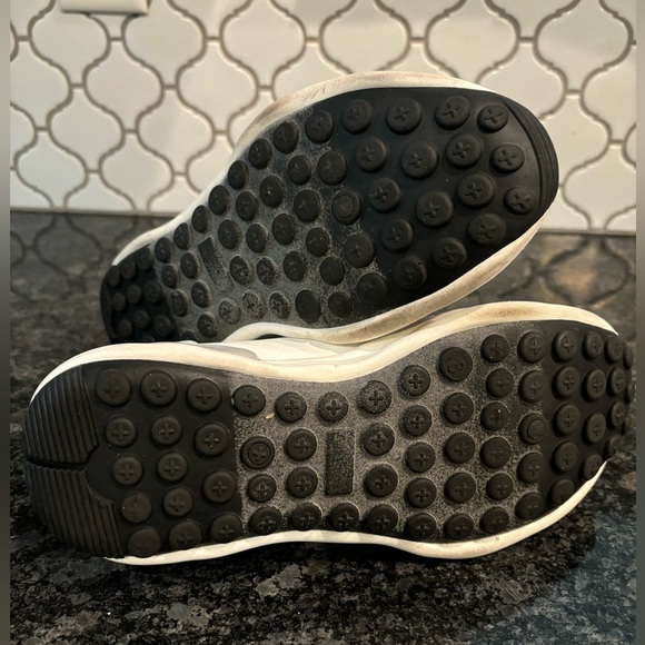 Vintage Havana Cloud Sneakers - Picture 4 of 5